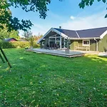בית נופש 4 Star Holiday Home In Sydals