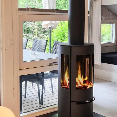 8 Person In Sydals-by Traum Skovmose