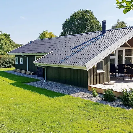 4 Star Holiday Home In Sydals בית נופש *