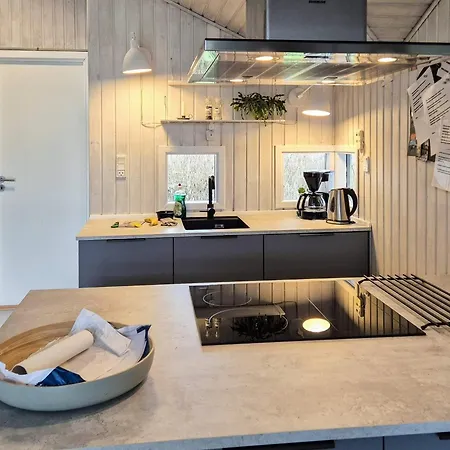 8 Person In Sydals-by Traum * Skovmose